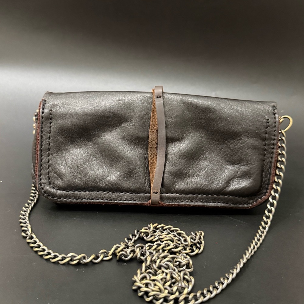 Handcrafted JO Dark Brown Leather with Brass-Wrapped Clasp Clutch/Crossbody Bag - Picture 2 of 15